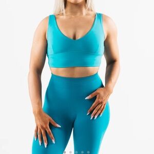 Alphalete Tenacity Celeste Bra In Neptune